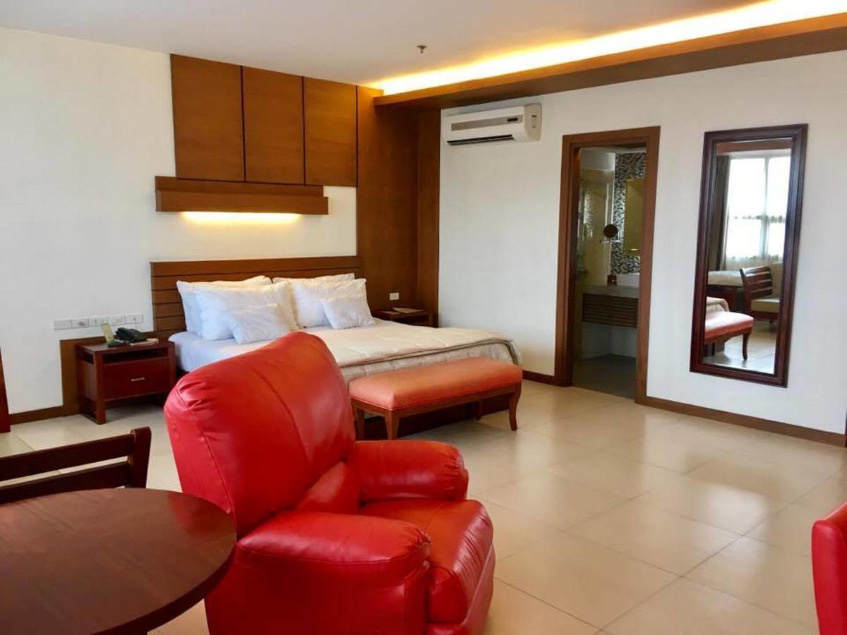 Skinetics Wellness Center Boutique Hotel Iloilo City Exterior photo