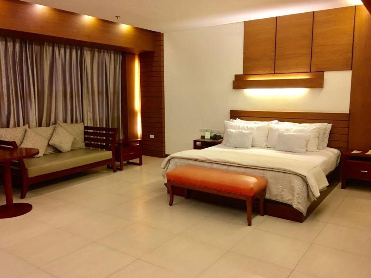 Skinetics Wellness Center Boutique Hotel Iloilo City Exterior photo